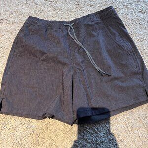 Brand new Marin 5" board short Athleta